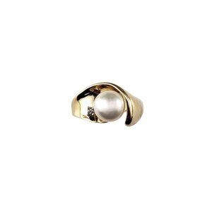 10K Yellow Gold Pearl and Diamond Ring Size 6 #22821